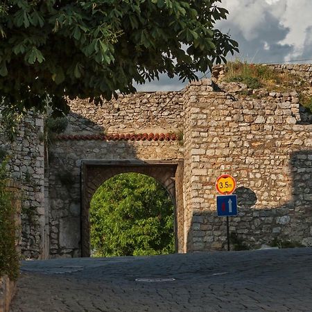 Upper Gate Apartments Ohrid Buitenkant foto